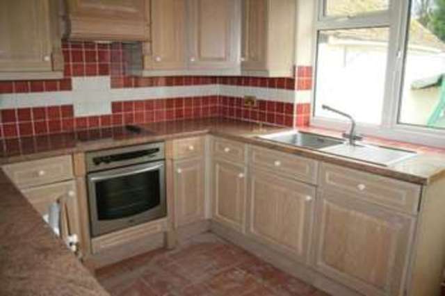 Image of 3 bedroom Bungalow to rent in Angmering Way Rustington Littlehampton BN16 at Rustington East Preston, BN16 3RA