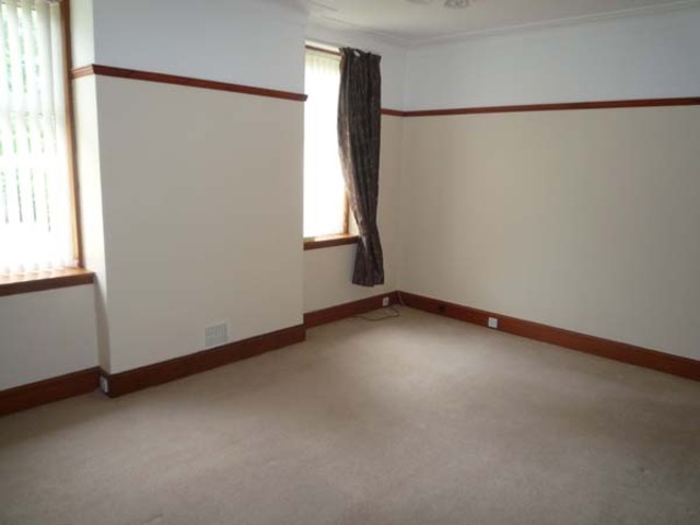  Image of 3 bedroom Semi-Detached house to rent in Angusfield Avenue Aberdeen AB15 at West End Aberdeen Aberdeen, AB15 6AQ