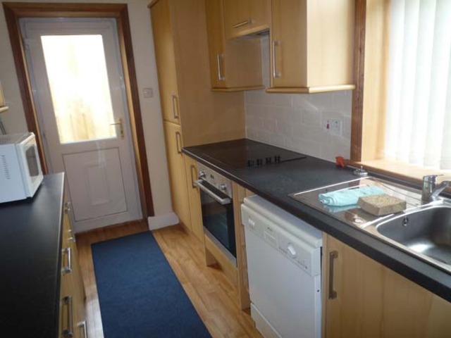  Image of 3 bedroom Semi-Detached house to rent in Angusfield Avenue Aberdeen AB15 at West End Aberdeen Aberdeen, AB15 6AQ