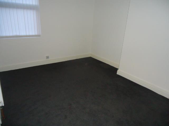  Image of 3 bedroom Terraced house to rent in Antrim Street Liverpool L13 at Clubmoor  Liverpool, L13 8DE