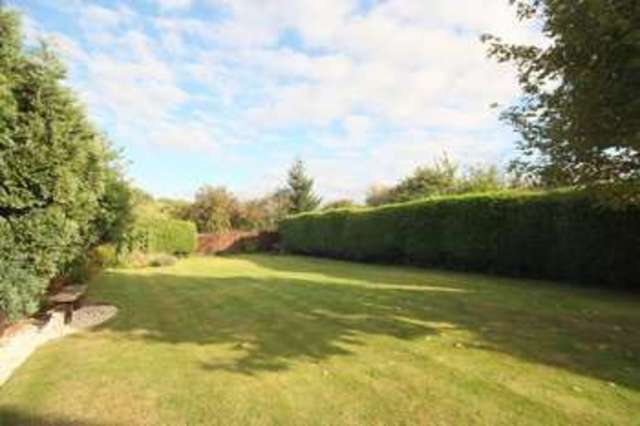  Image of 4 bedroom Detached house for sale in Antrobus Close Hatton Warwick CV35 at Antrobus Close  Warwick, CV35 7BW