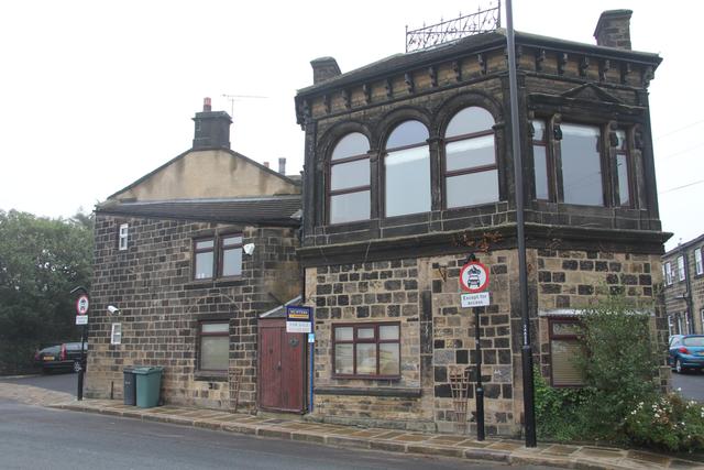  Image of 2 bedroom Terraced house for sale in Apperley Lane Rawdon Leeds LS19 at Rawdon Leeds Rawdon, LS19 6BJ