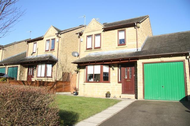  Image of 3 bedroom Detached house for sale in Apperley Road Apperley Bridge Bradford BD10 at Bradford  Calverley, BD10 9SH