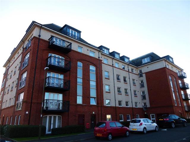  Image of 2 bedroom Flat to rent in Hermand Crescent Edinburgh EH11 at Shandon Edinburgh Edinburgh, EH11 1QP