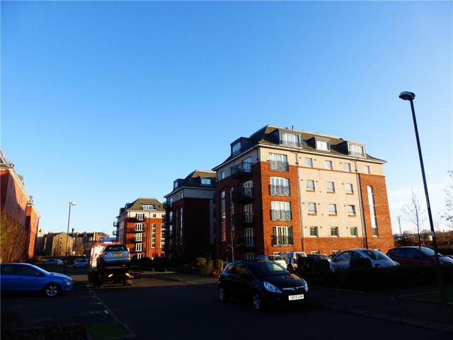  Image of 2 bedroom Flat to rent in Hermand Crescent Edinburgh EH11 at Shandon Edinburgh Edinburgh, EH11 1QP