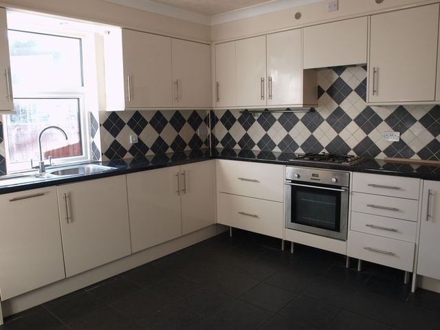  Image of 3 bedroom Semi-Detached house for sale in Appleton Gate Newark NG24 at Appleton Gate  Newark, NG24 1LR