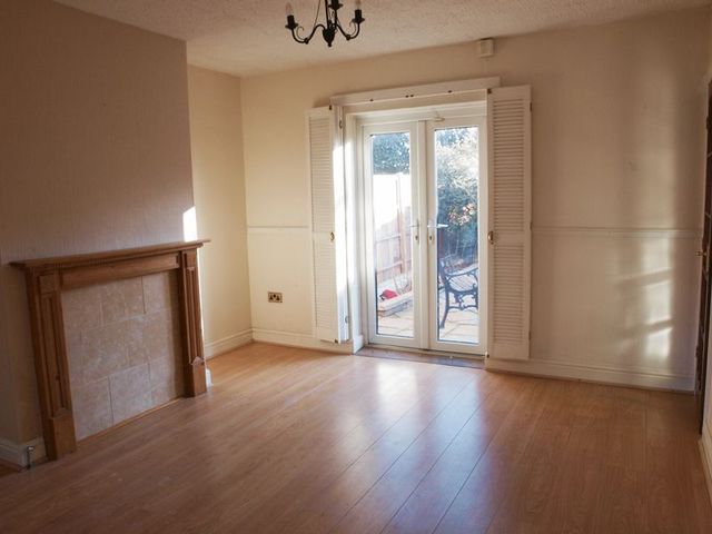  Image of 3 bedroom Semi-Detached house for sale in Appleton Gate Newark NG24 at Appleton Gate  Newark, NG24 1LR