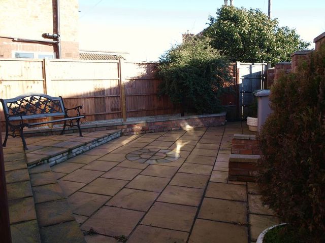  Image of 3 bedroom Semi-Detached house for sale in Appleton Gate Newark NG24 at Appleton Gate  Newark, NG24 1LR