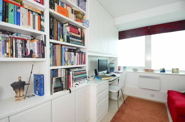 Image of 2 bedroom Flat for sale in George Beard Road London SE8 at Aragon Tower  Deptford, SE8 3AL