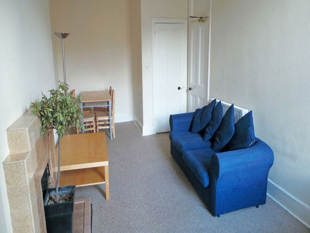  Image of 3 bedroom Flat to rent in Arden Street Edinburgh EH9 at Marchmont Edinburgh Edinburgh, EH9 1BS