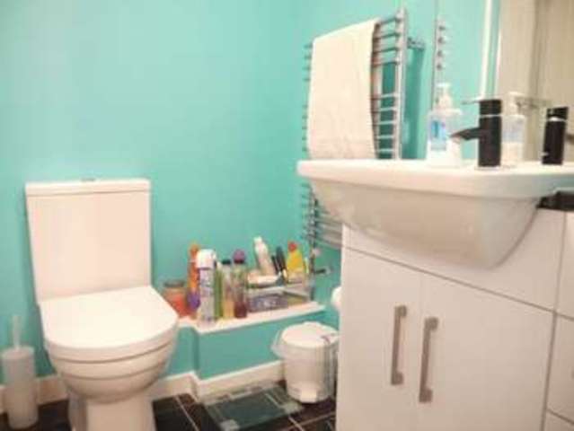  Image of 3 bedroom Terraced house to rent in Argosy Crescent Eastleigh SO50 at Argosy Crescent  Eastleigh, SO50 5RW
