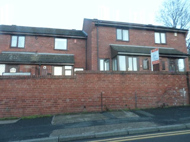  Image of 2 bedroom Terraced house to rent in Arleston Court Arleston Telford TF1 at Arleston Court Arleston Telford, TF1 2NB