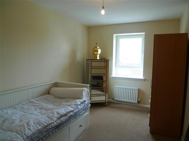  Image of 2 bedroom Flat to rent in Arneil Drive Edinburgh EH5 at Crewe Toll Edinburgh Edinburgh, EH5 2GR