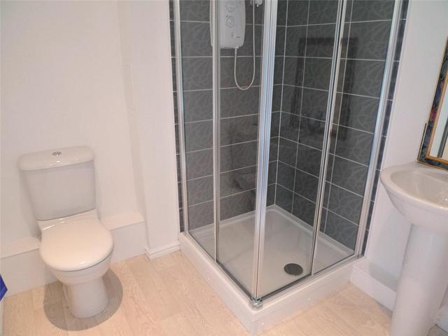  Image of 2 bedroom Flat to rent in Arneil Drive Edinburgh EH5 at Crewe Toll Edinburgh Edinburgh, EH5 2GR