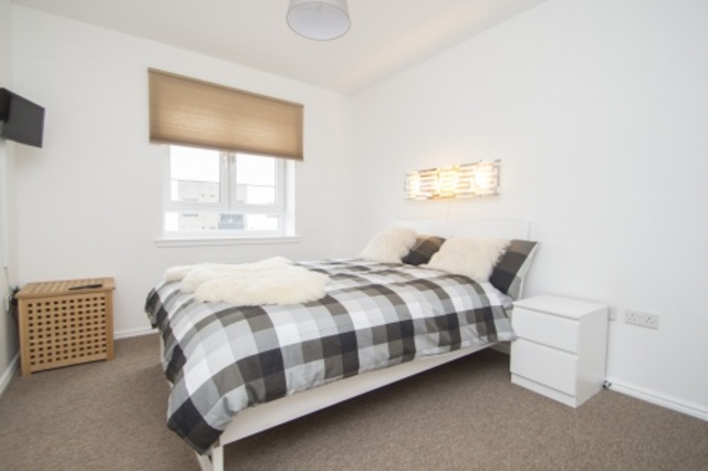  Image of 2 bedroom Flat to rent in Arneil Drive Edinburgh EH5 at Fettes Edinburgh Edinburgh, EH5 2GS