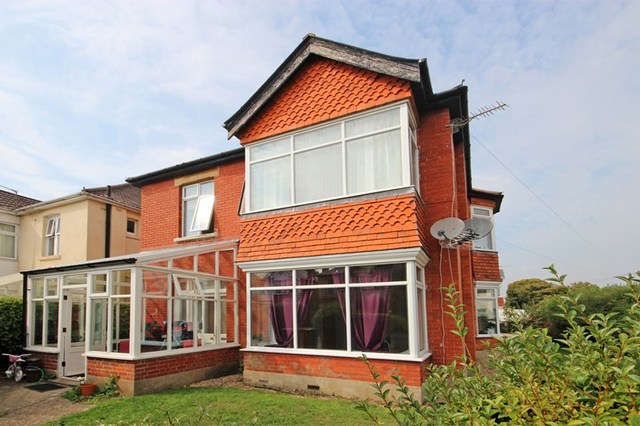  Image of 3 bedroom Flat for sale in Arnewood Road Southbourne Bournemouth BH6 at Arnewood Road Southbourne Bournemouth, BH6 5DH