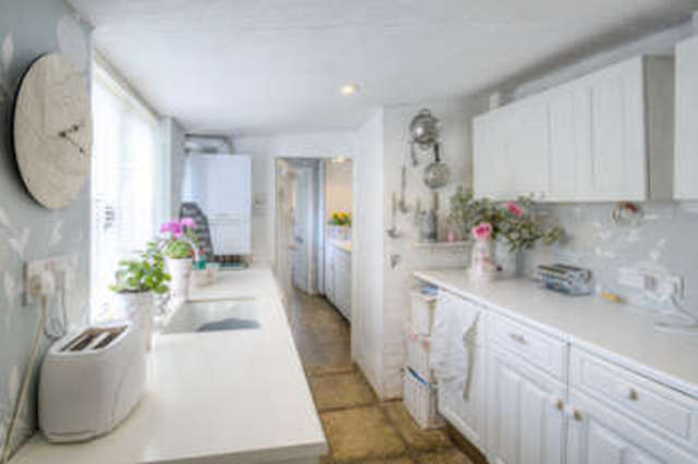  Image of 2 bedroom Cottage for sale in Arun Street Arundel BN18 at Arundel Arundel, BN18 9DL