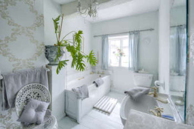  Image of 2 bedroom Cottage for sale in Arun Street Arundel BN18 at Arundel Arundel, BN18 9DL