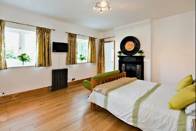  Image of 8 bedroom Detached house for sale in Friary Road Ascot SL5 at Ascot, SL5 9HD