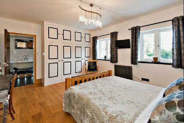  Image of 8 bedroom Detached house for sale in Friary Road Ascot SL5 at Ascot, SL5 9HD