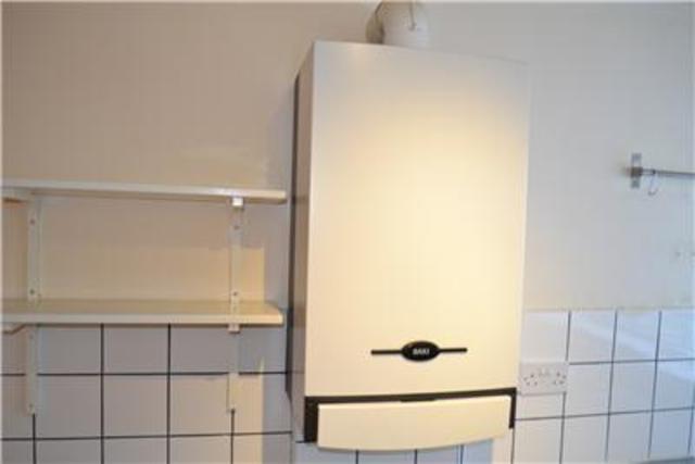  Image of 1 bedroom Flat to rent in Ashburnham Road Hastings TN35 at Hastings Ore, TN35 5JH