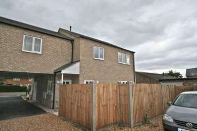  Image of 2 bedroom Flat to rent in Ash Croft Sutton Ely CB6 at Ashcroft  Sutton, CB6 2FD