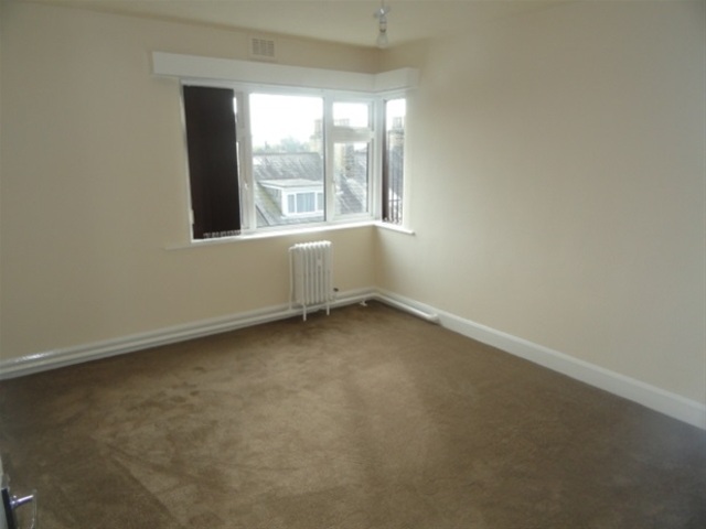  Image of 2 bedroom Flat for sale in Bradford Road Shipley BD18 at Bradford Road, Shipley, BD18 3PL