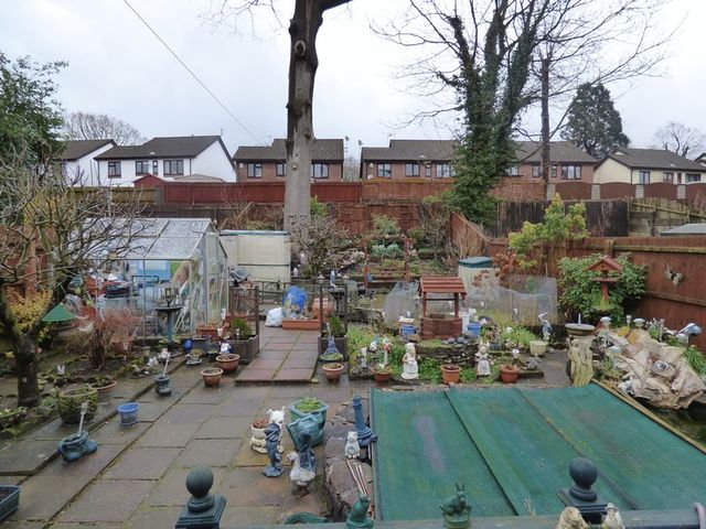  Image of 3 bedroom Detached house for sale in Ashgrove Glyncoch Pontypridd CF37 at Ashgrove  Pontypridd, CF37 3DW