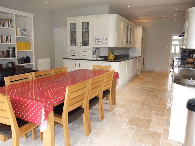  Image of 4 bedroom Detached house for sale in Nanpantan Road Nanpantan Loughborough LE11 at Nanpantan Road  Loughborough, LE11 3YB