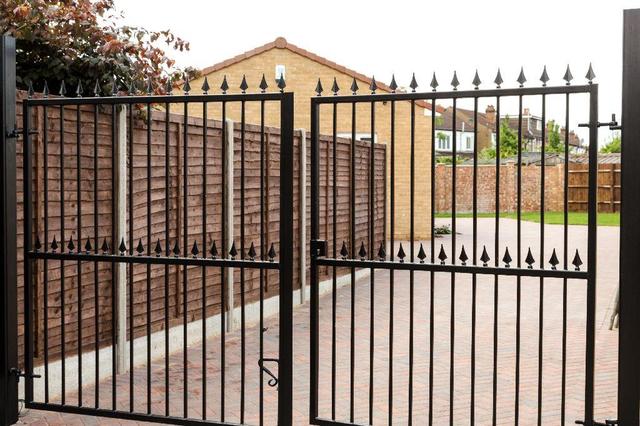  Image of 2 bedroom Bungalow for sale in Ashley Gardens London N13 at Ashley Gardens London London, N13 5EW