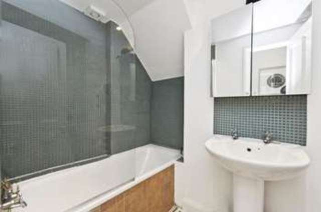  Image of 2 bedroom Flat to rent in Ashley Road London N19 at Crouch End  Hornsey Rise, N19 3AG