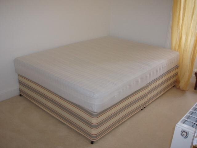  Image of 3 bedroom Flat to rent in Ashley Terrace Edinburgh EH11 at Shandon Edinburgh Edinburgh, EH11 1RT