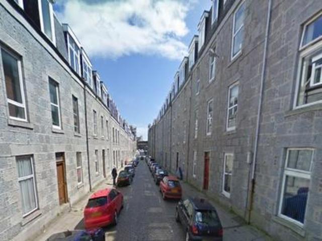  Image of 2 bedroom Flat to rent in Ashvale Place Aberdeen AB10 at Aberdeen  Aberdeen, AB10 6PX