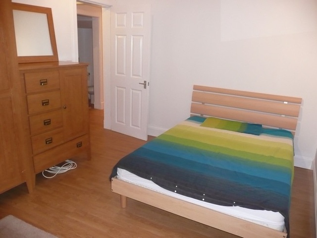  Image of 2 bedroom Flat to rent in Ashville Terrace Edinburgh EH6 at Leith Links Edinburgh Edinburgh, EH6 8DD