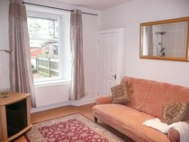  Image of 2 bedroom Flat to rent in Ashville Terrace Edinburgh EH6 at Leith Links Edinburgh Edinburgh, EH6 8DD