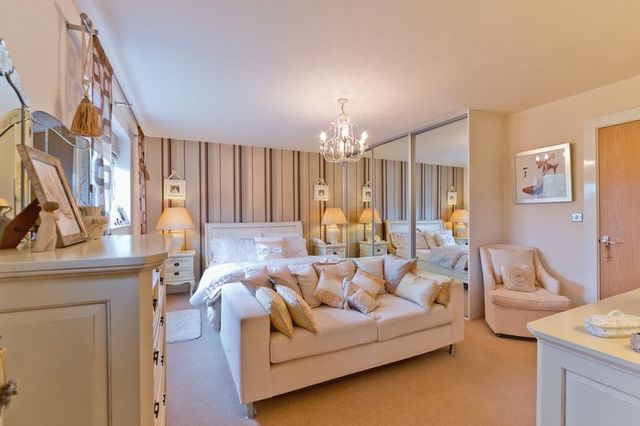  Image of 4 bedroom Detached house for sale in Aston Lane Preston Brook Runcorn WA7 at Aston Lane Preston Brook Runcorn, WA7 3AU