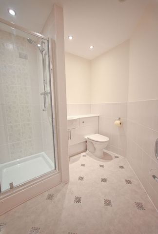  Image of 2 bedroom Flat to rent in Aughton Park Drive Aughton Ormskirk L39 at Aughton Park Drive Aughton Ormskirk, L39 5RL