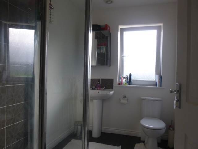  Image of 4 bedroom Detached house to rent in Skeltiemuir Grove Bonnyrigg EH19 at Bonnyrigg MidLothian MidLothian, EH19 3QL