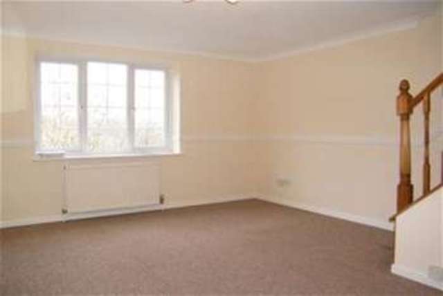 Image of 4 bedroom Terraced house to rent in Austin Crescent Plymouth PL6 at Plymouth, PL6 5QT