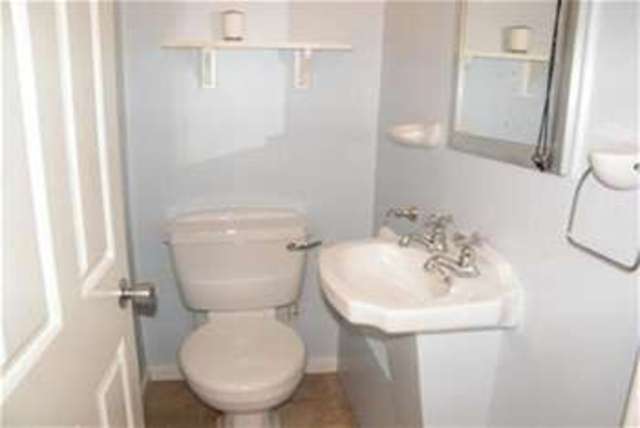  Image of 4 bedroom Terraced house to rent in Austin Crescent Plymouth PL6 at Plymouth, PL6 5QT
