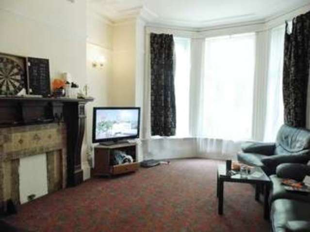  Image of 6 bedroom Semi-Detached house for sale in Avenue Road Stoke-on-Trent ST4 at Avenue Road Shelton Stoke-On-Trent, ST4 2DU