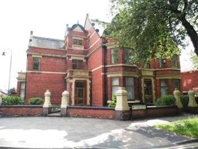  Image of 6 bedroom Semi-Detached house for sale in Avenue Road Stoke-on-Trent ST4 at Avenue Road Shelton Stoke-On-Trent, ST4 2DU