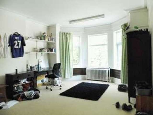 Image of 6 bedroom Semi-Detached house for sale in Avenue Road Stoke-on-Trent ST4 at Avenue Road Shelton Stoke-On-Trent, ST4 2DU