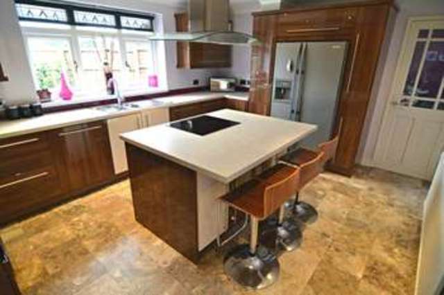  Image of 5 bedroom Detached house for sale in Avery Road Haydock St. Helens WA11 at Avery Road Haydock St Helens, WA11 0XA