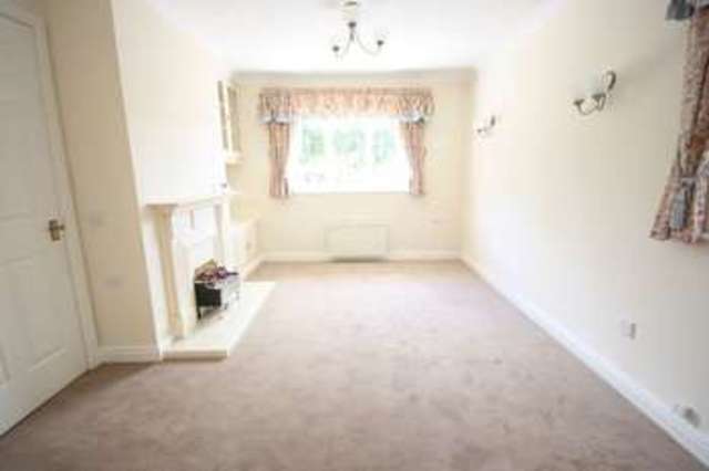  Image of 2 bedroom Bungalow for sale in Avon Meadow Close Stratford-upon-Avon CV37 at Avon Meadow Close  Stratford upon Avon, CV37 6GS