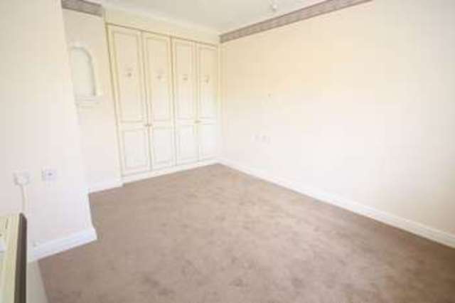  Image of 2 bedroom Bungalow for sale in Avon Meadow Close Stratford-upon-Avon CV37 at Avon Meadow Close  Stratford upon Avon, CV37 6GS