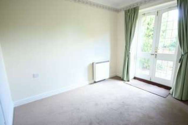  Image of 2 bedroom Bungalow for sale in Avon Meadow Close Stratford-upon-Avon CV37 at Avon Meadow Close  Stratford upon Avon, CV37 6GS