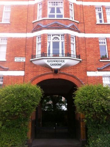  Image of 3 bedroom Flat for sale in Avonmore Gardens London W14 at Avonmore Gardens  London, W14 8RU