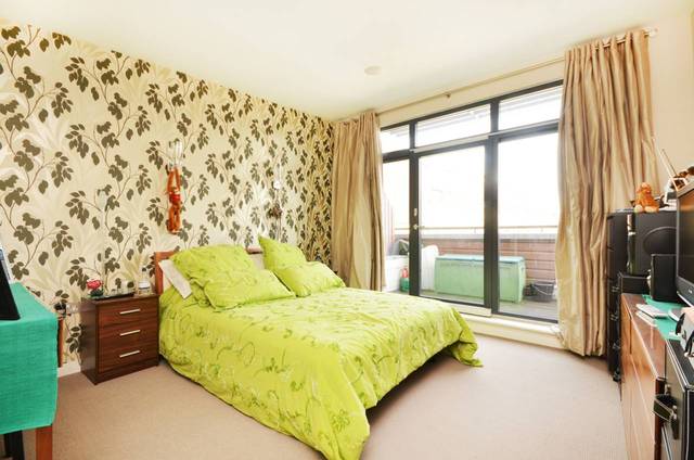  Image of 2 bedroom Flat to rent in Woodland Crescent London SE10 at Axis Court  Greenwich, SE10 9UD