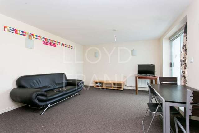  Image of 1 bedroom Apartment for sale in Centreway Apartments Axon Place Ilford IG1 at Axon Place Ilford Ilford, IG1 1NL